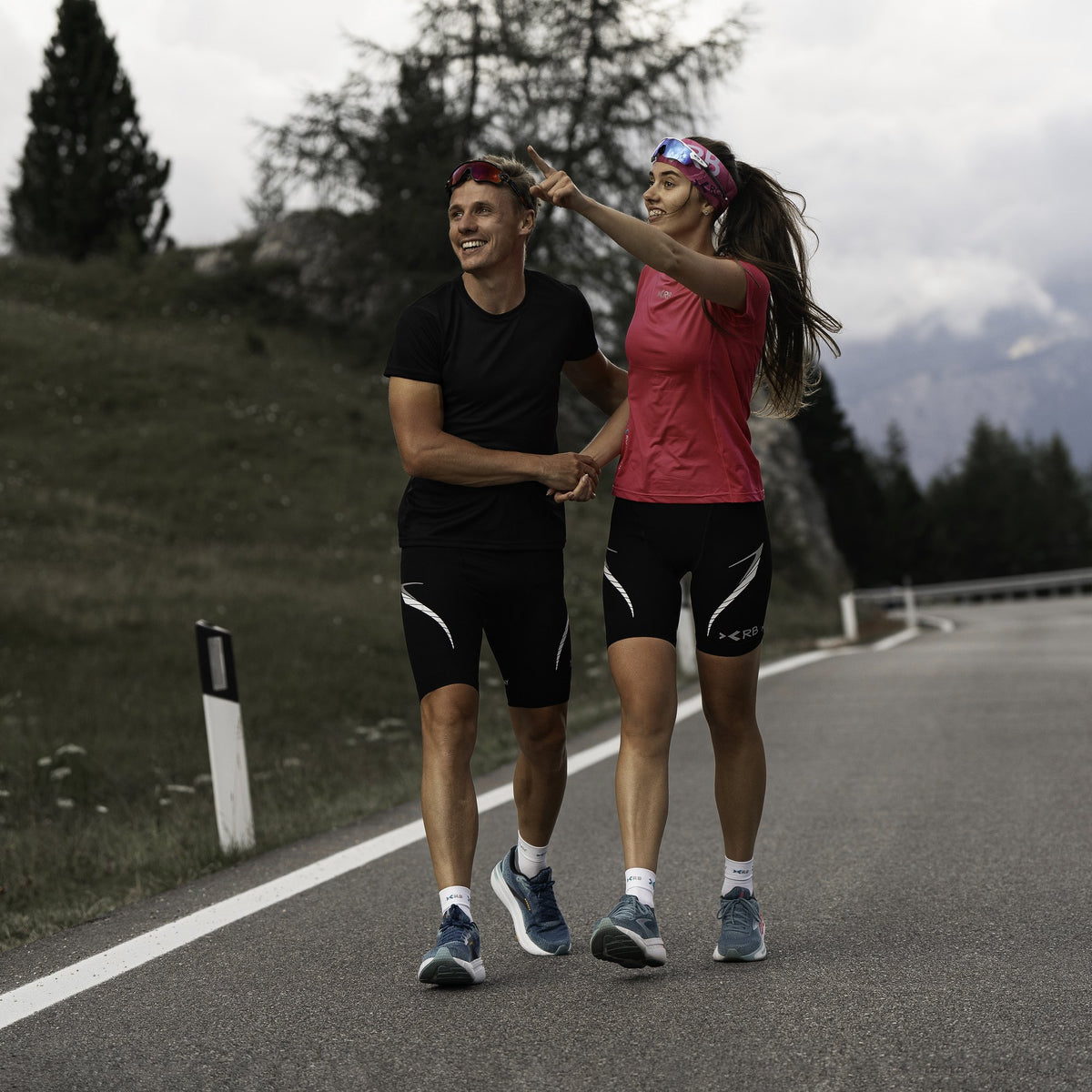 ROYAL BAY Air | Sportovní ponožky High-cut – Bílá – ve dvojici na silnici
