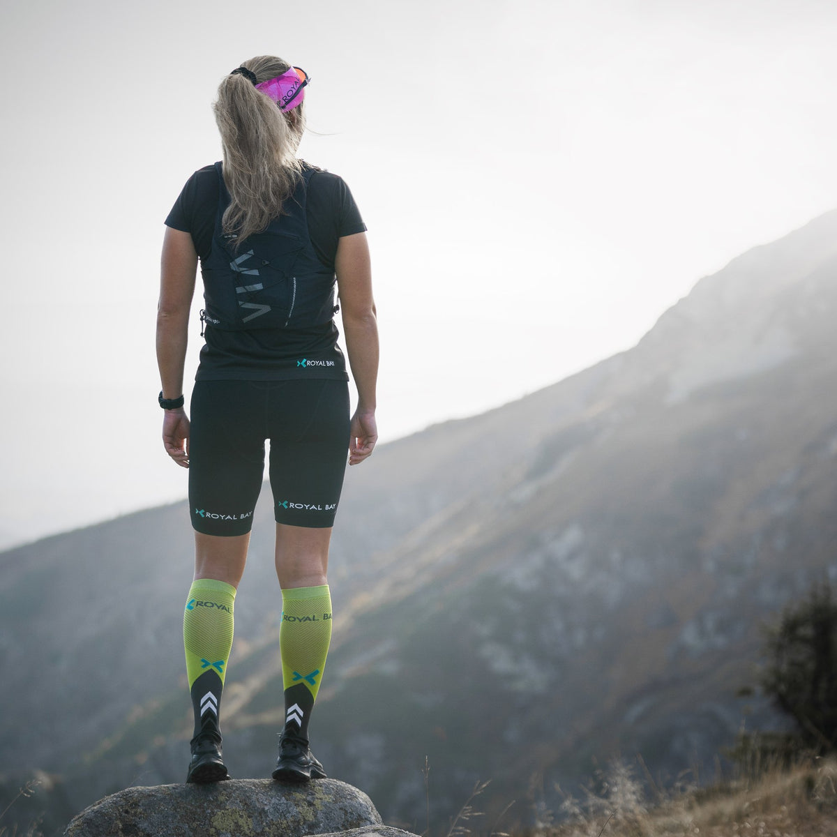 ROYAL BAY Extreme | Kompresní šortky s nohavicemi – Černá – zezadu