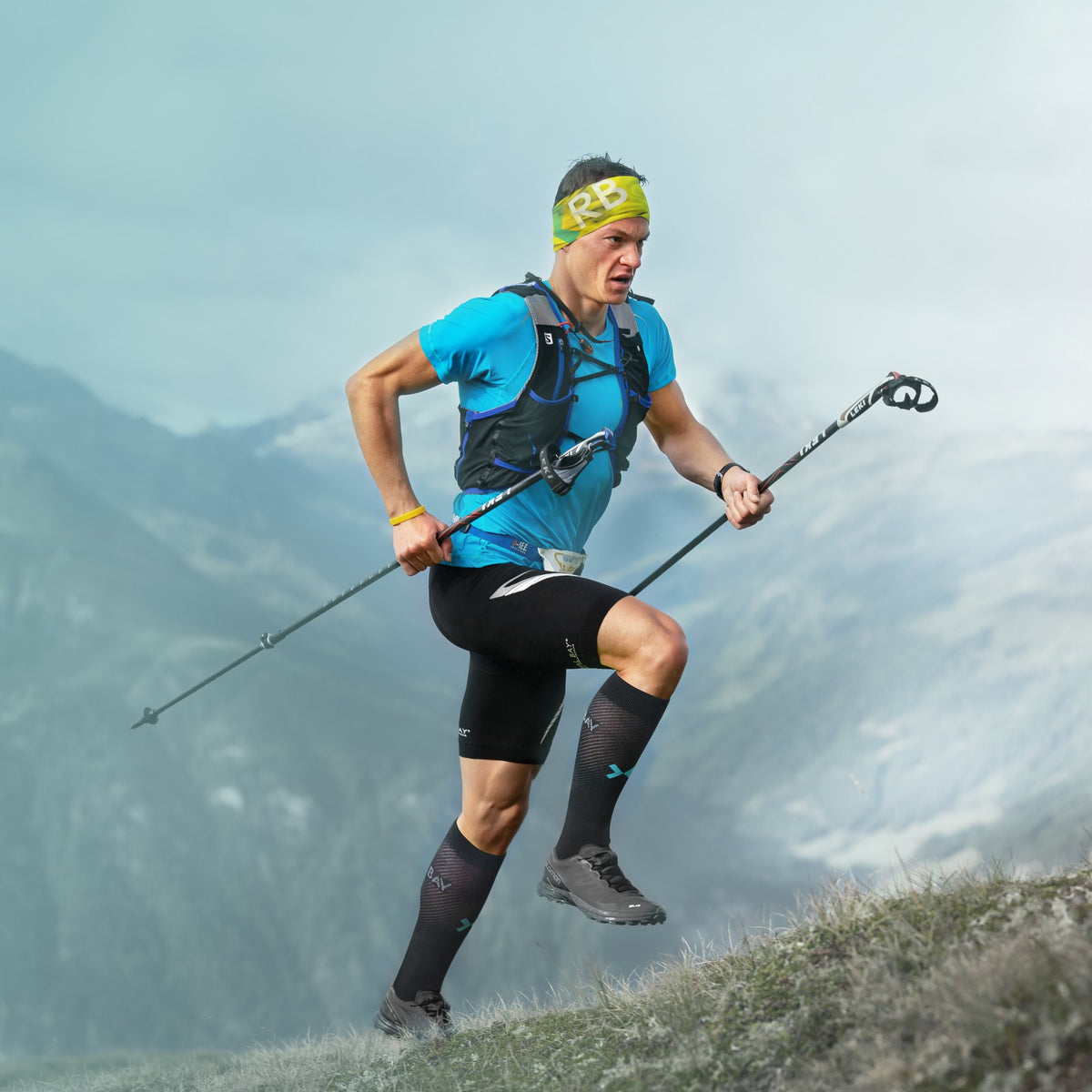 ROYAL BAY Therapy Premium | Silnější kompresní podkolenky – Černá – trail s holemi